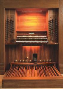 Spieltisch der Rieger-Orgel