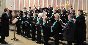 Chor mit Dirigent