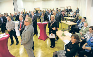 Abend der Begegnung in Ludwigshafen: Der Gemeindesaal ist gut gefüllt. Foto: Kunz