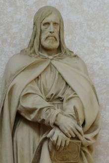 lebensgroße Terrakotta Skulptur des Evangelisten Lukas